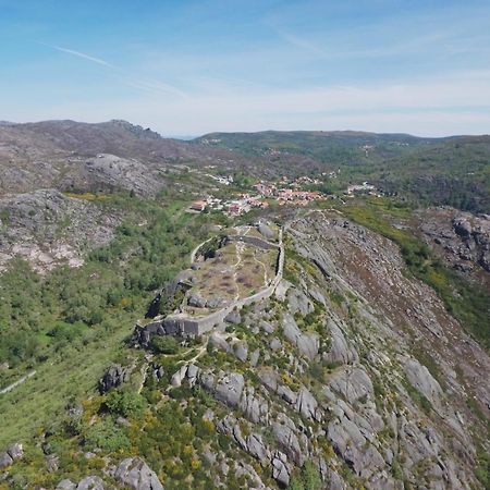 Вілла Casas Da Assureira Каштру-Лаборейру Екстер'єр фото